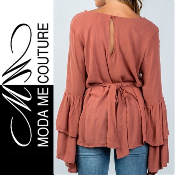 RUST COLORED BELL SLEEVE TOP MADE IN USA - Picture 2 of 4